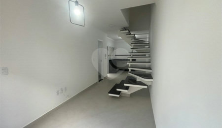 Casa à venda com 2 quartos no condomínio Village Caprese, Sorocaba - SP
