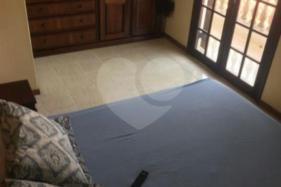 Sobrado à venda com 3 quartos, sendo 1 suíte,  em Vila Guilherme, São Paulo, SP