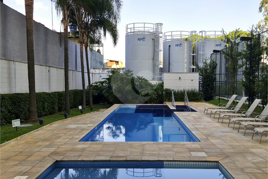 Apartamento à venda com 3 quartos, sendo 1 suíte,  em Jardim Brasil (zona Norte), São Paulo, SP