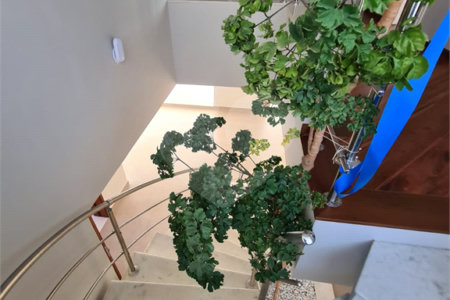 Casa à venda com 3 suítes no condomínio Estância Marambaia, Vinhedo - SP