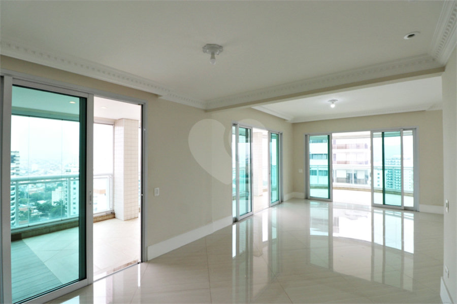 Apartamento à venda com 4 quartos, sendo 3 suítes, em Santana, São Paulo, SP