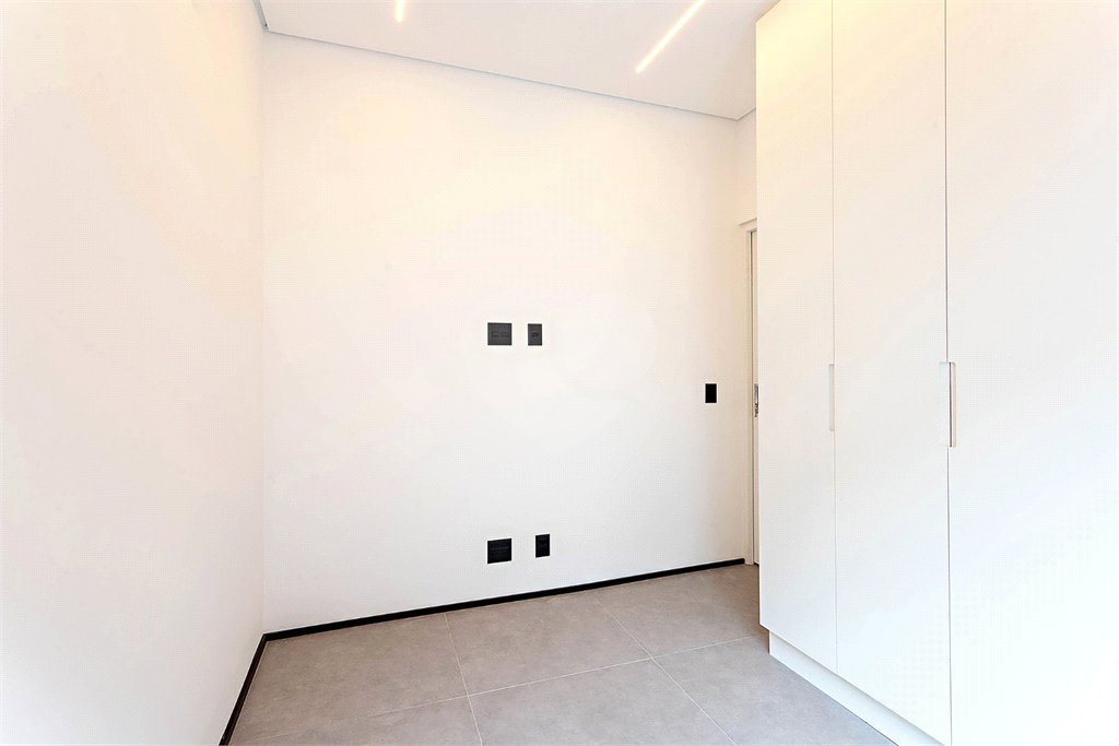 Casa Térrea à venda com 3 quartos, sendo 2 suítes, em Alto da Boa Vista, São Paulo, SP