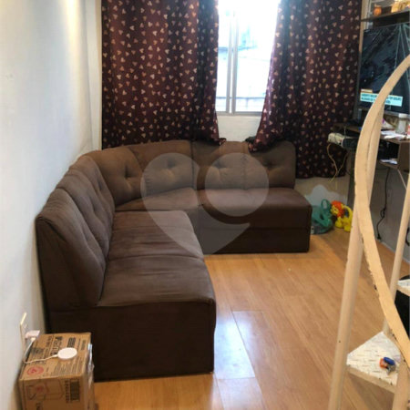 Apartamento à venda com 2 quartos em Jardim Dayse, Ferraz de Vasconcelos, SP