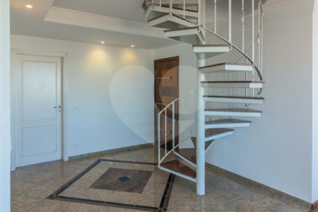 Duplex à venda com 1 quarto, sendo 3 suítes, em Vila Paulicéia, São Paulo, SP