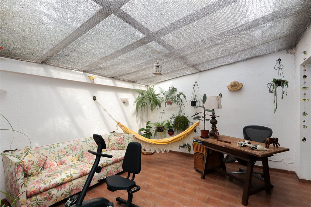 Sobrado à venda com 5 quartos em Alto da Boa Vista, São Paulo, SP