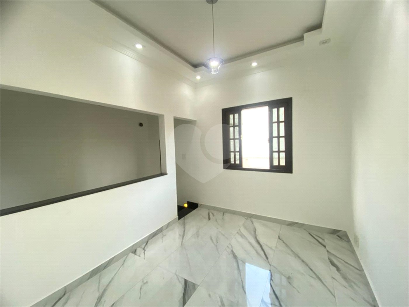 Casa à venda com 4 quartos, sendo 1 suíte, em Inhoaíba, Rio de Janeiro, RJ