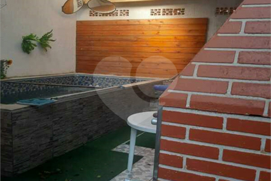 Sobrado à venda com 3 quartos, sendo 1 suíte, em Jardim Virginia Bianca, São Paulo, SP
