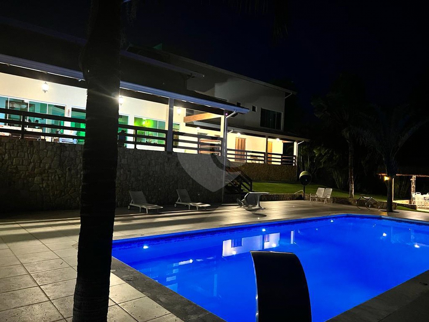 Casa à venda com 4 suítes no Centro, Guararema, SP