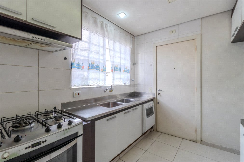 Apartamento à venda com 3 quartos, sendo 1 suíte,  em Granja Julieta, São Paulo, SP