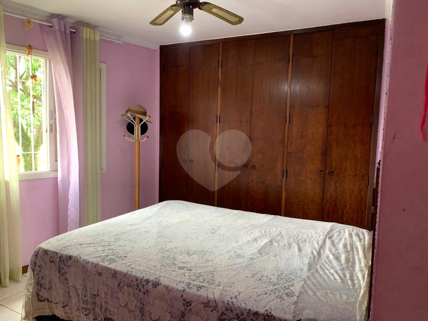 Casa à venda com 3 quartos, sendo 1 suíte,  em Bosque da Saúde, São Paulo, SP