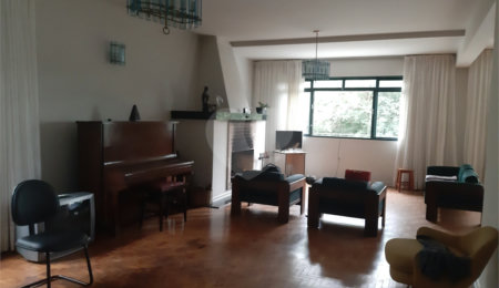 Sobrado à venda com 3 quartos, sendo 1 suíte,  em Horto, São Paulo, SP