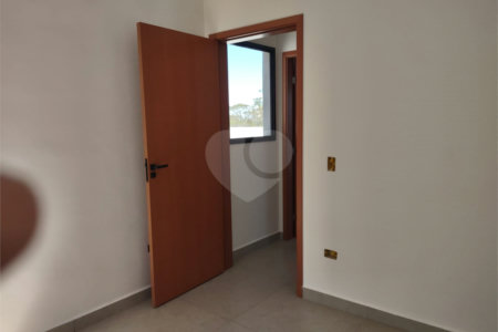 Casa à venda com 2 suítes em Jardim Santo Antônio, Atibaia, SP