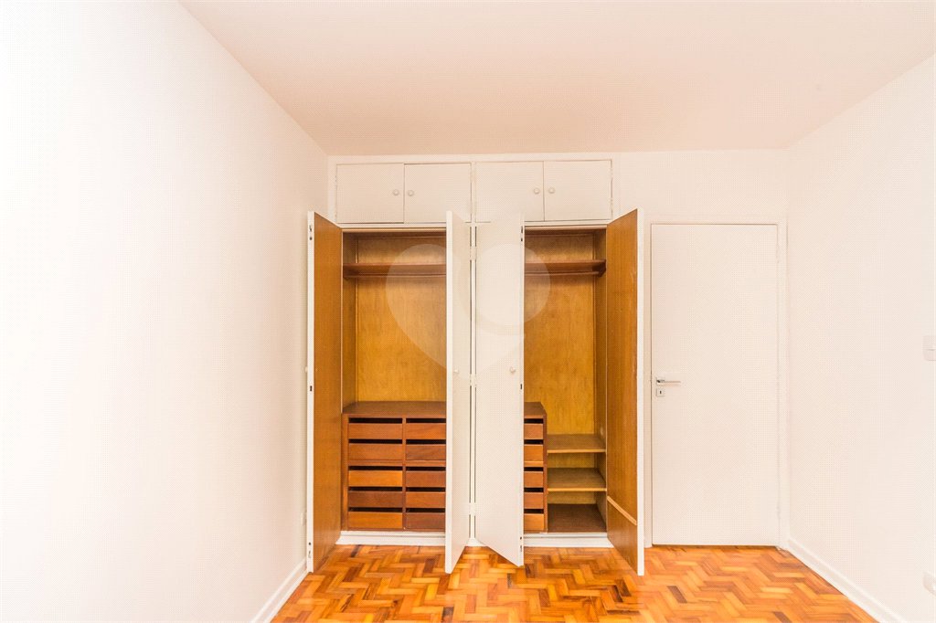 Apartamento à venda com 3 quartos, sendo 1 suíte, em Itaim Bibi, São Paulo, SP