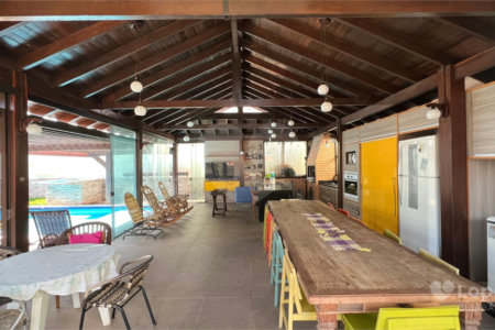Casa à venda com 4 quartos, sendo 1 suíte, em Duque de Caxias, Cuiabá, MT