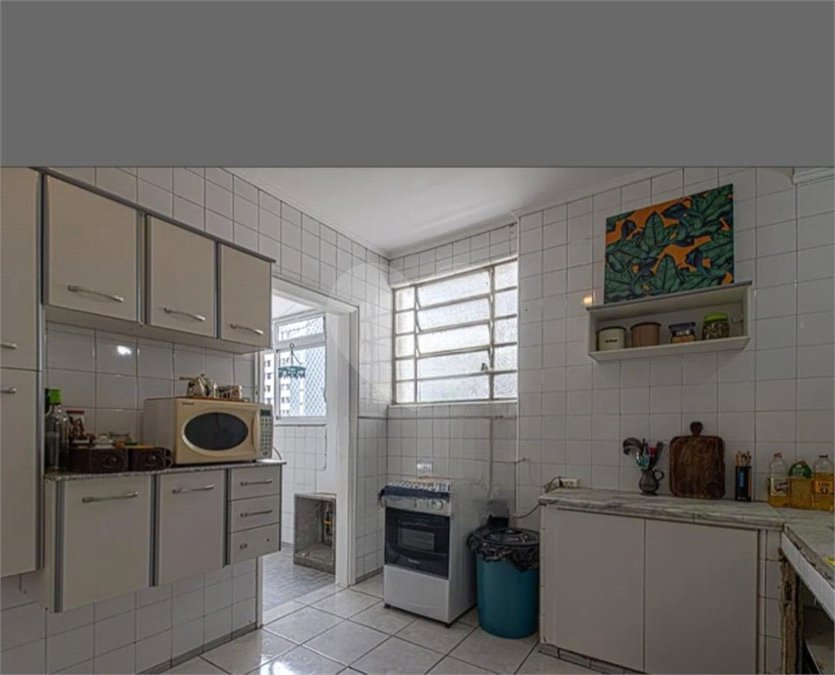 Apartamento à venda com 3 quartos, sendo 1 suíte,  em Aclimação, São Paulo, SP