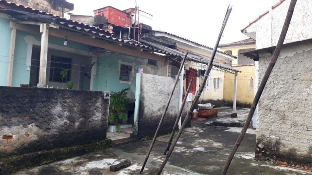 Casa Térrea à venda com 4 quartos em Chora Menino, São Paulo, SP