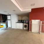 Casa à venda com 3 quartos, sendo 1 suíte, no condomínio Vila Siqueira, São Paulo - SP