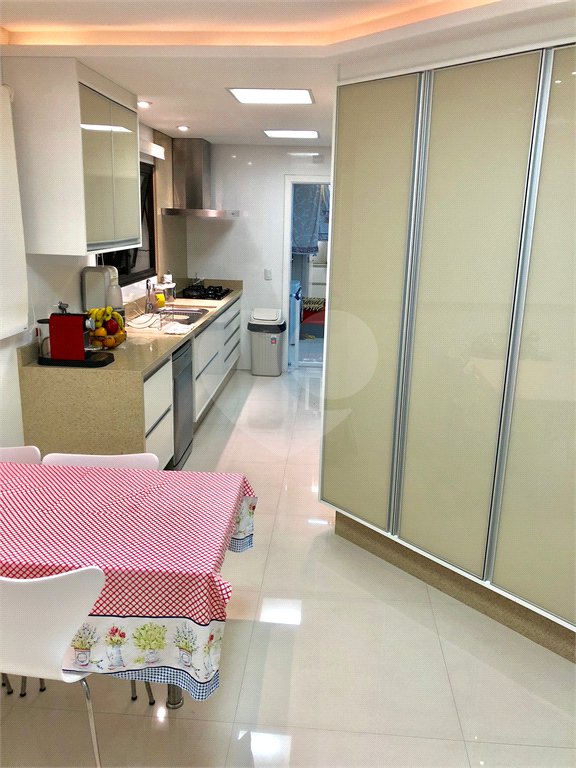 Apartamento à venda com 3 suítes em Tatuapé, São Paulo, SP