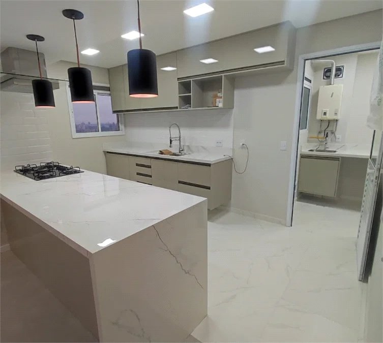 Apartamento à venda com 3 quartos, sendo 2 suítes,  em Jardim Arpoador, São Paulo, SP