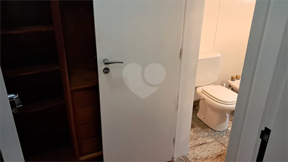 Apartamento à venda ou para alugar com 4 suítes em Santo Amaro, São Paulo, SP