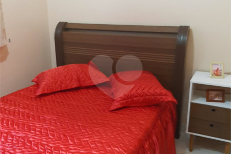 Casa à venda com 4 quartos, sendo 1 suíte, em Vila Vitório Mazzei, São Paulo, SP