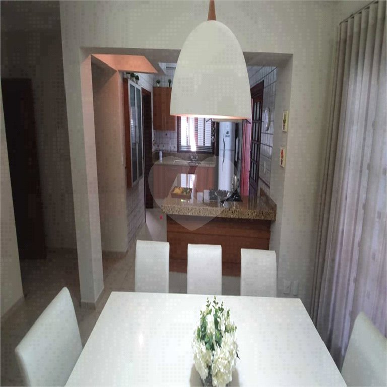 Casa à venda com 4 quartos, sendo 3 suítes, no condomínio Village Terras de Indaiá, Indaiatuba - SP