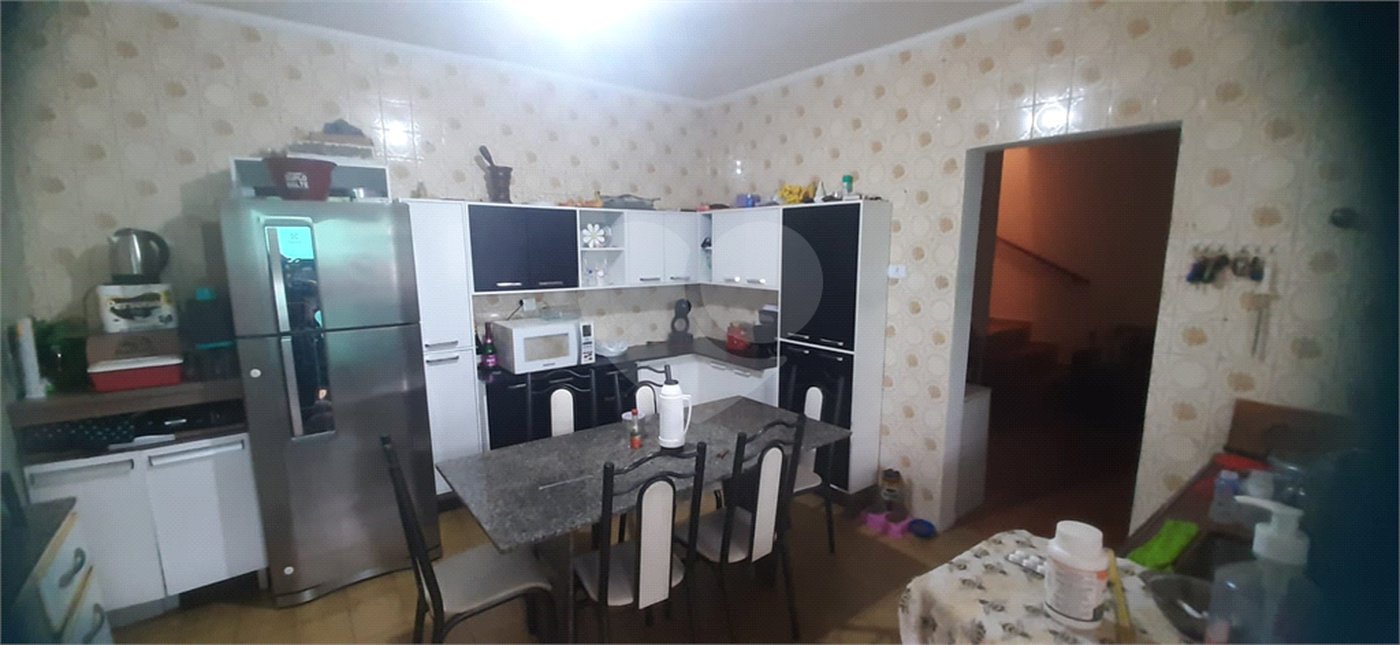 Sobrado à venda com 4 quartos, sendo 1 suíte, em Jardim Brasil (zona Norte), São Paulo, SP