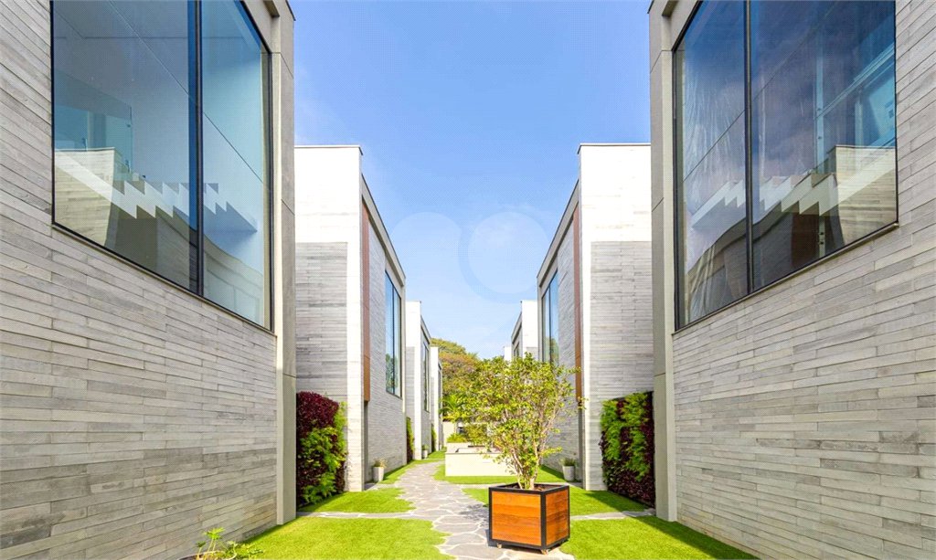 Casa à venda com 4 suítes no condomínio Unyco, São Paulo - SP
