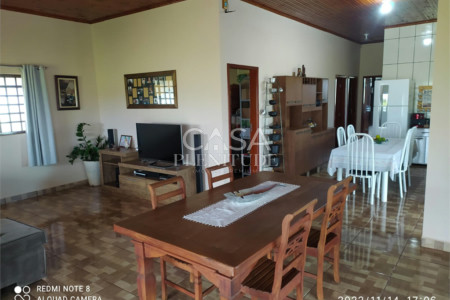 Chácara à venda com 3 quartos, sendo 1 suíte,  em Área Rural de Emilianópolis, Emilianópolis, SP
