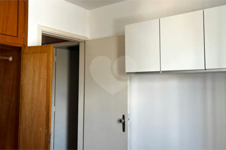 Apartamento à venda com 3 quartos em Saúde, São Paulo, SP