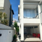 Casa à venda com 4 quartos, sendo 3 suítes, no condomínio Brisa 1, Mogi das Cruzes - SP