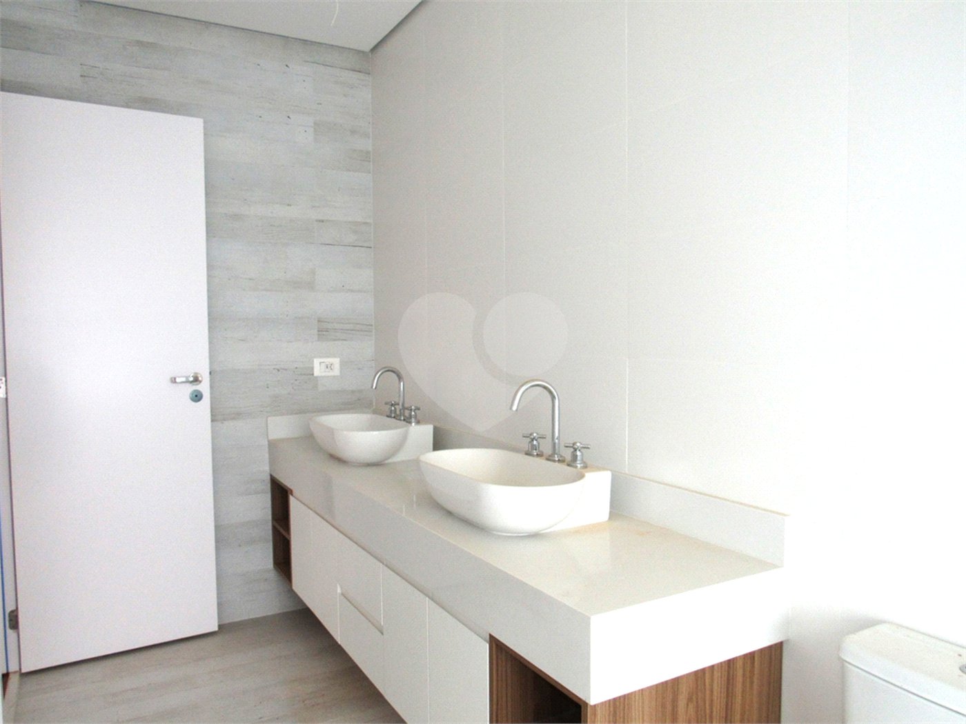Casa à venda com 4 suítes no condomínio Premiere, São Paulo - SP