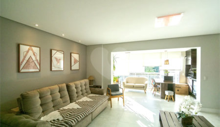 Apartamento à venda com 4 quartos, sendo 2 suítes,  em Tatuapé, São Paulo, SP