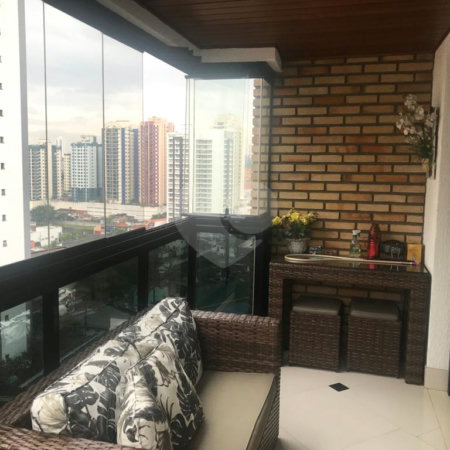 Apartamento à venda com 3 suítes em Vila Regente Feijó, São Paulo, SP
