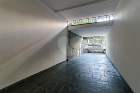 Casa à venda com 3 quartos, sendo 1 suíte, em Mirandópolis, São Paulo, SP