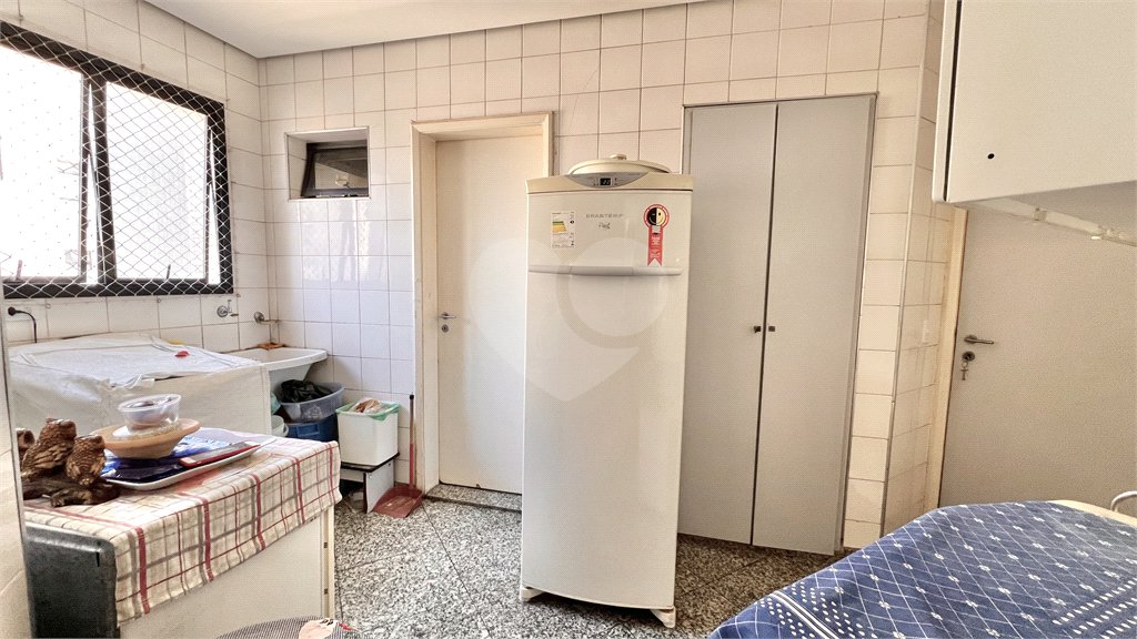 Apartamento à venda com 4 quartos, sendo 1 suíte, em Vila Mariana, São Paulo, SP