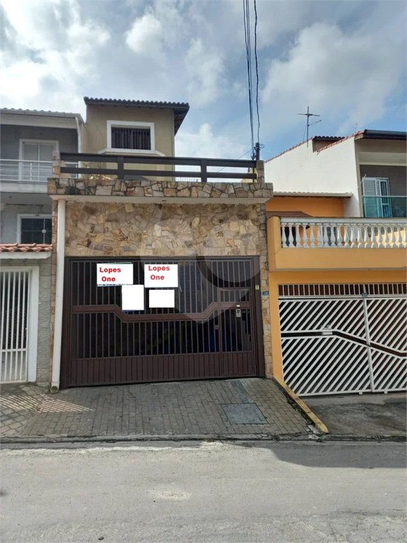 Sobrado de 4 quartos 1 suíte 2 vagas bairro Jardim City- Guarulhos-SP.