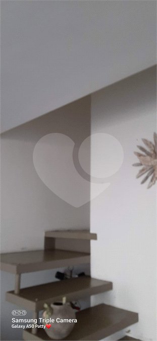 Casa à venda com 2 quartos no condomínio Res Santorini, Cotia - SP