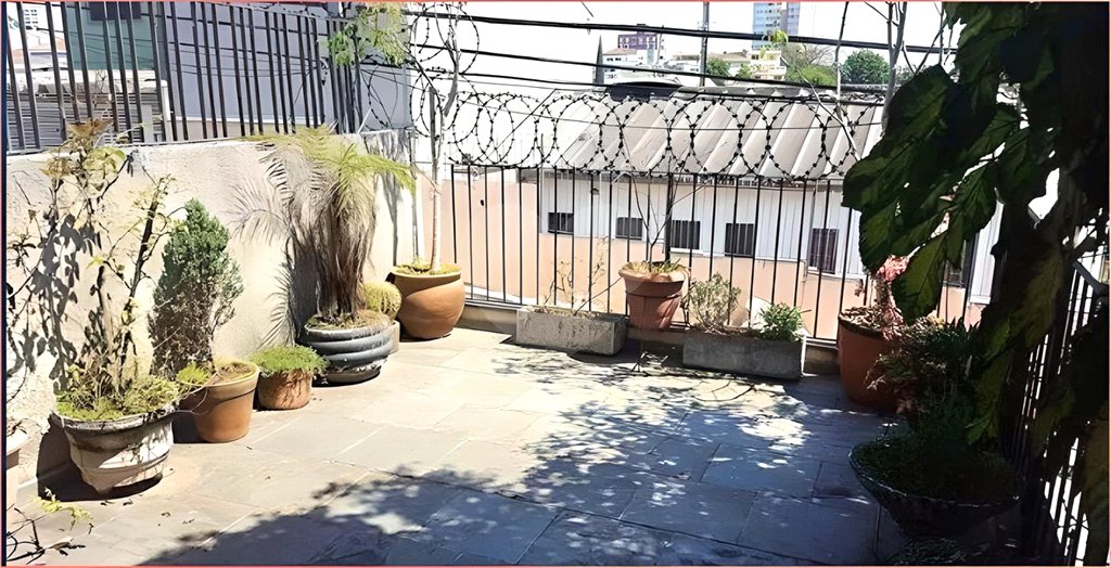 Casa à venda com 4 quartos, sendo 1 suíte, em Jardim Monte Kemel, São Paulo, SP