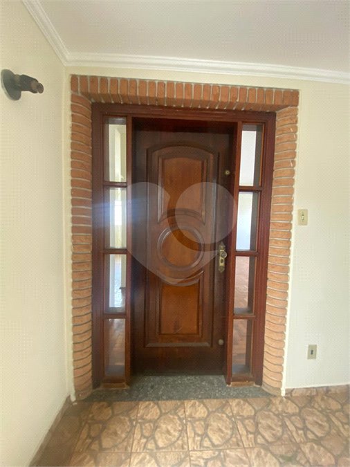 Casa à venda com 3 quartos, sendo 1 suíte, no Centro, Araraquara, SP