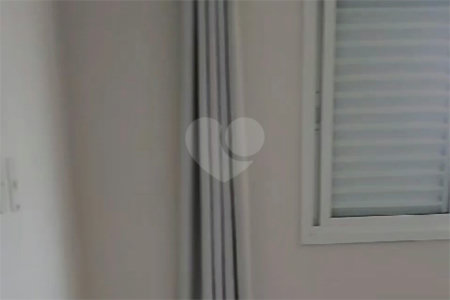 Apartamento à venda com 2 quartos, sendo 1 suíte, em Jardim Shangri-lá, Itapetininga, SP
