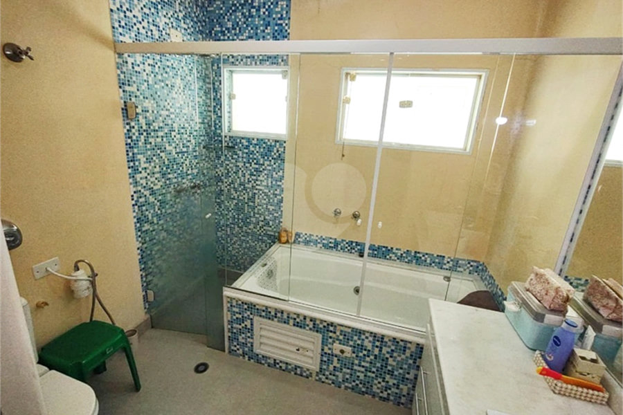 Casa à venda com 3 suítes em Parada Inglesa, São Paulo, SP
