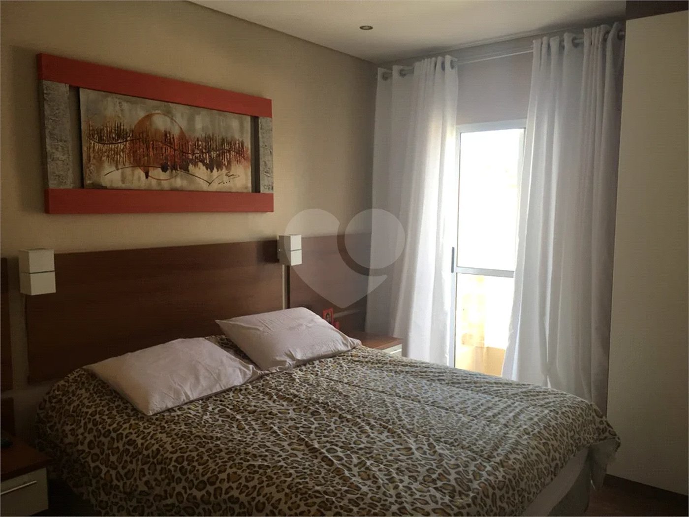 Casa à venda com 3 quartos, sendo 1 suíte, no condomínio Cond Res Paineiras, São Paulo - SP