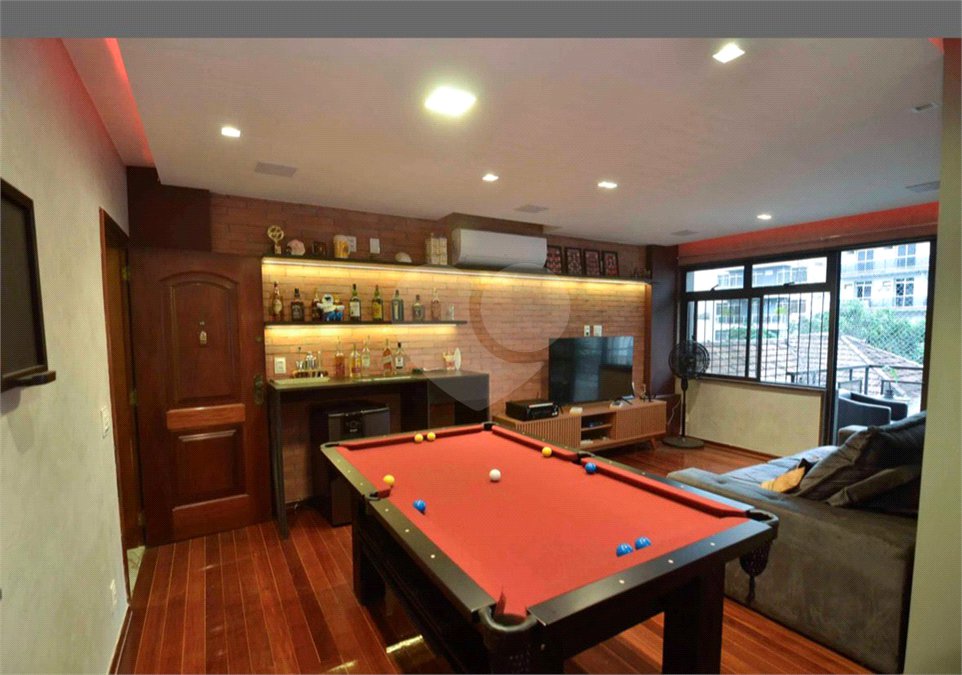 Apartamento à venda com 4 quartos, sendo 2 suítes, em Tijuca, Rio de Janeiro, RJ