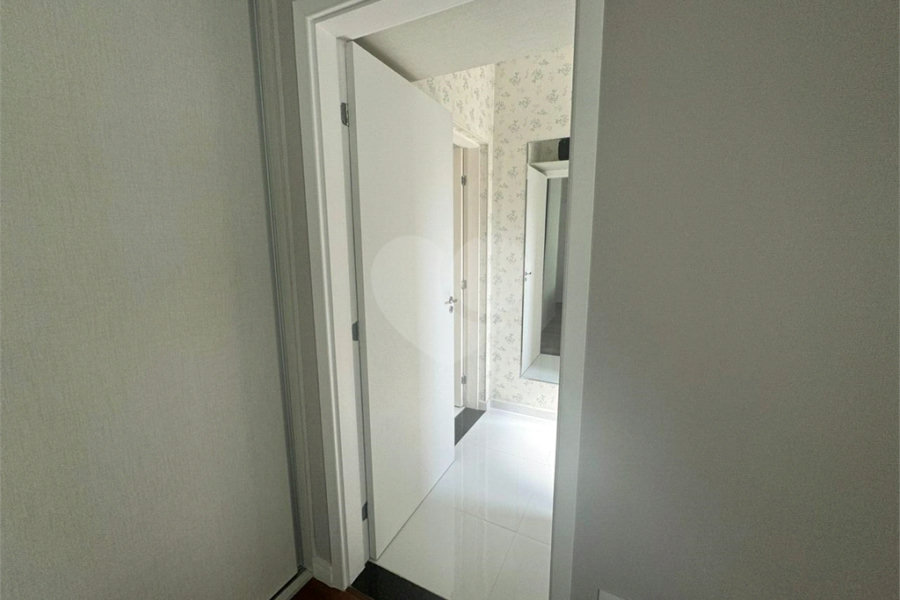Sobrado à venda com 5 quartos, sendo 3 suítes, em Tucuruvi, São Paulo, SP