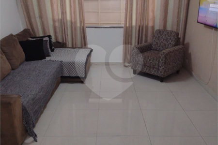 Sobrado à venda com 3 quartos, sendo 1 suíte, em Vila Medeiros, São Paulo, SP