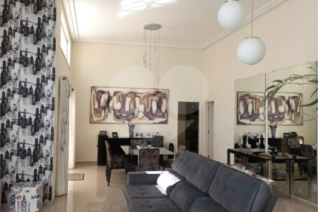 Casa à venda com 3 suítes no condomínio Alpes de Vinhedo, Vinhedo - SP