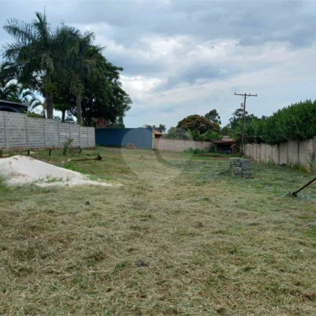 Terreno com 2.010,00 m² .