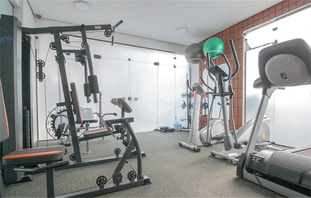 Apartamento mobiliado em Moema, - 1 quarto, sala e cozinha - 1 vaga