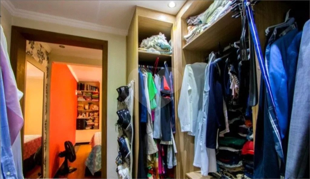 Sobrado com 150m² , 3 dormitórios , sendo 1 suíte , 1 vaga , à venda no centro de Santo André.